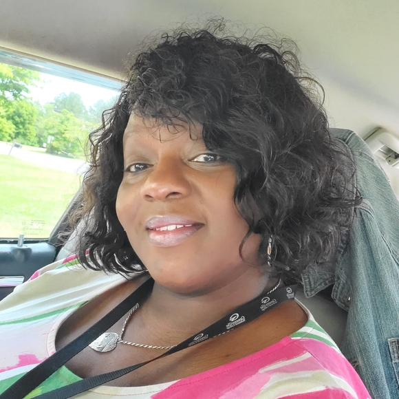 Meet your Posher, Vonda - Picture 1 of 1